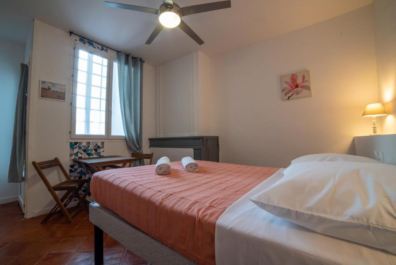Etape Gimontoise 32 "Chambre Tout Confort" Εξωτερικό φωτογραφία
