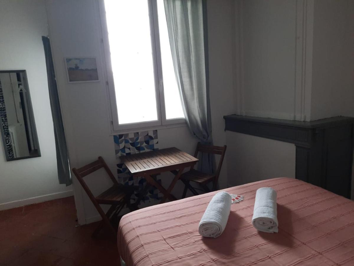 Etape Gimontoise 32 "Chambre Tout Confort" Εξωτερικό φωτογραφία